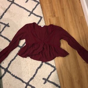 Long sleeve cropped top
